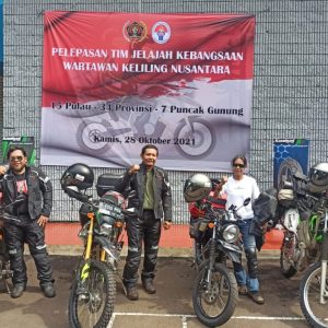 Dilepas Ketua PWI, Empat Wartawan Lalukan Jelajah Kebangsaan Dilepas Ketua PWI, Empat Wartawan Lalukan Jelajah Kebangsaan