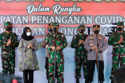 Panglima TNI dan Kapolri Apresiasi Kekompakan Banyuwangi Genjot Vaksinasi