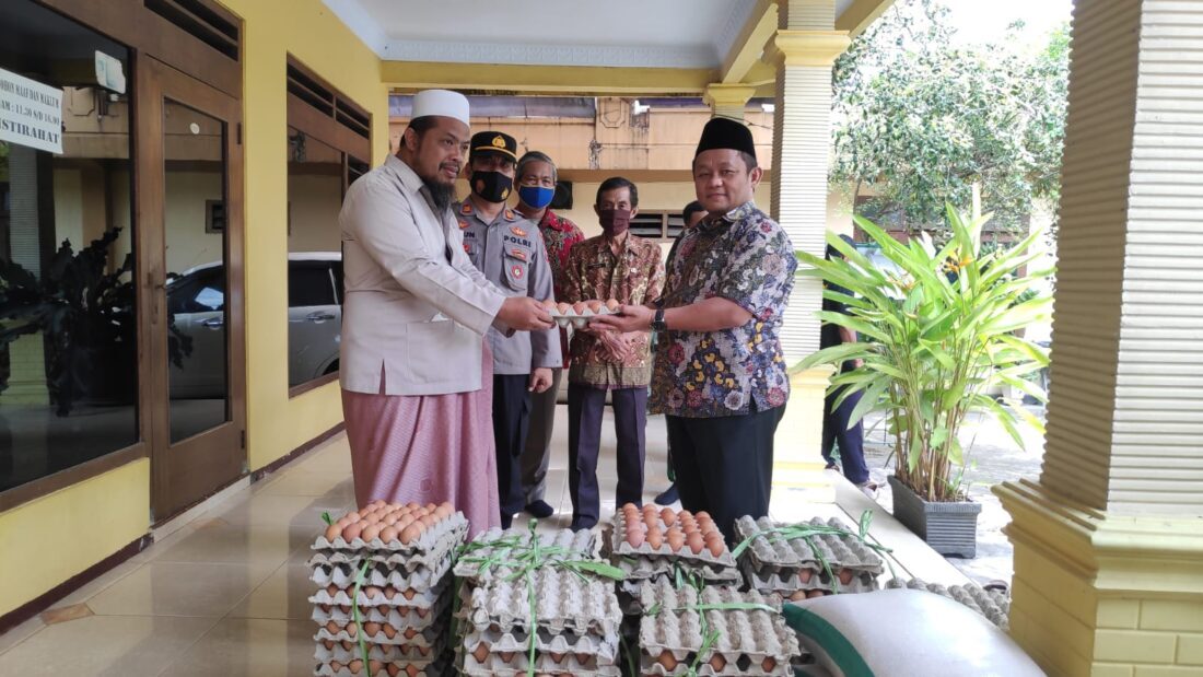 Ketua Golkar Jatim M. Sarmuji, Pemerintah Diminta Ubah Kebijakan Sementara
