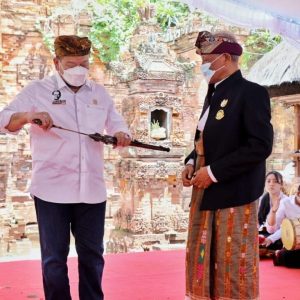 Raja IX Denpasar Minta LaNyalla Koreksi Sistem Politik dan Demokrasi Bangsa Raja IX Denpasar Minta LaNyalla Koreksi Sistem Politik dan Demokrasi Bangsa