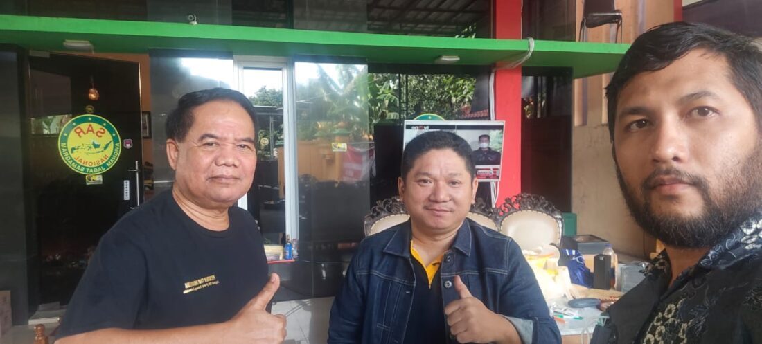 Ketum Partai UKM Indonesia Sambangi Mayjen Pur Tatang Zainudin Presiden Tani Indonesia