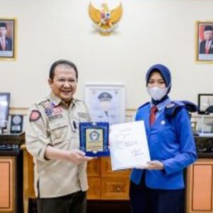 Terungkap Masa Kecil Bupati Jember Penuh Perjuangan Terungkap Masa Kecil Bupati Jember Penuh Perjuangan