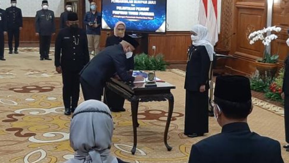 Dilantik Gubernur Khofifah, Pulung Chausar Jabat Kadispora