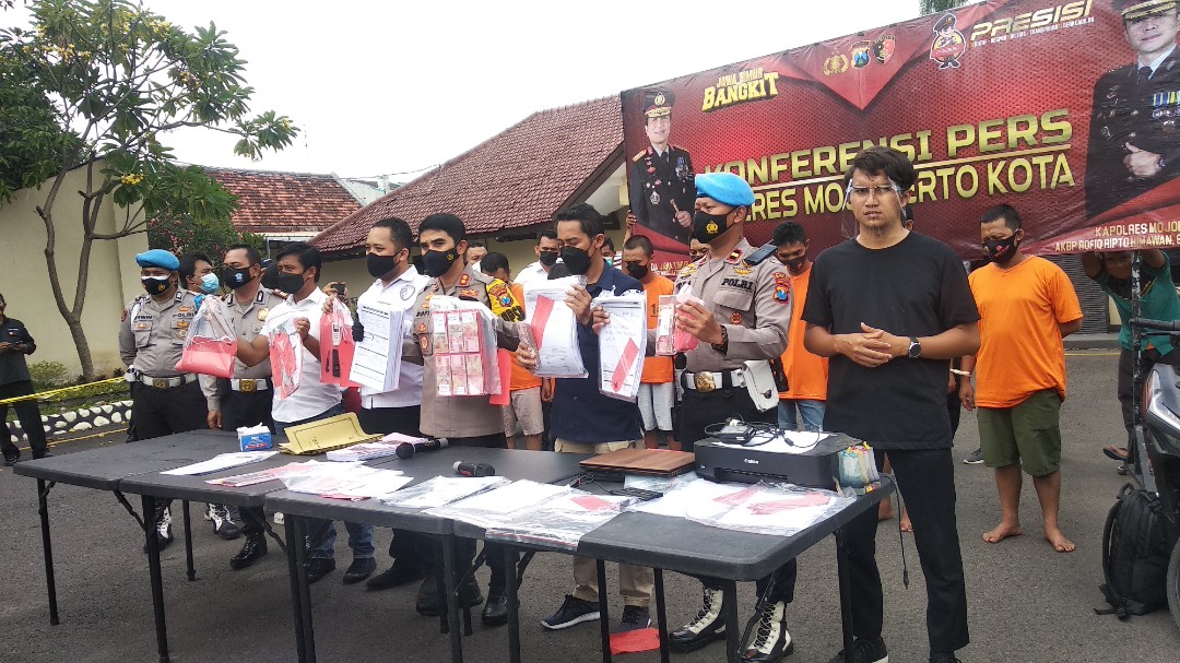 Terima Data Kredit Fiktif Dari Finance, 4 Dealer Mojokerto Kebobolan 63 Motor