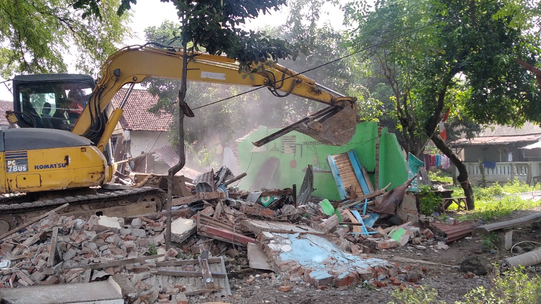 15 Lapak Pedagang Stasiun Bangil Ditertibkan, Pedagang Pasrah