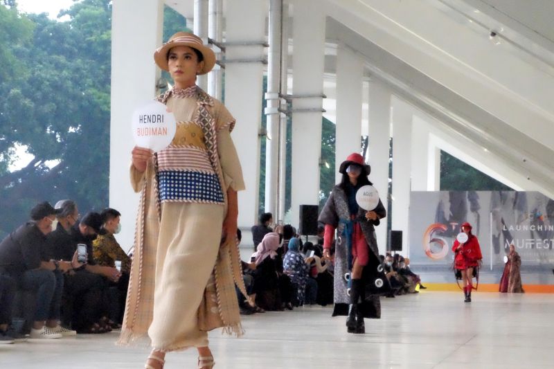 Kondisi Pandemi Mempengaruhi Trend Fashion 2022