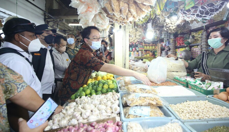 Sidak Jelang Nataru, Harga Bahan Pokok di Surabaya Aman