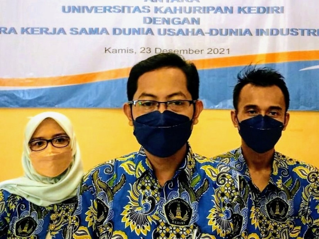 Tingkatkan Sinergi dengan Mitra Usaha, Universitas Kahuripan Kediri Gelar Monev Kerja Sama