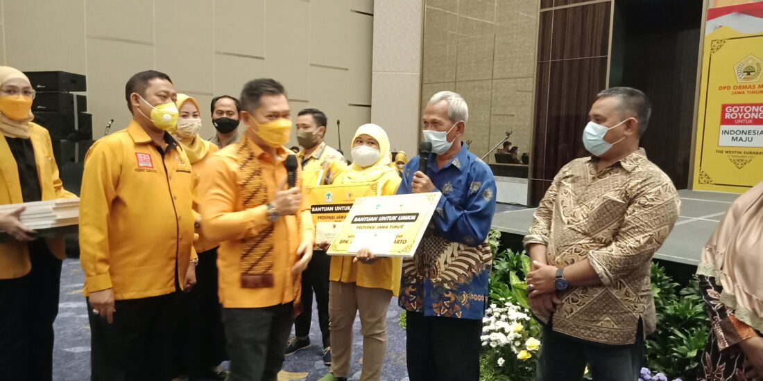 Saat Melantik DPD Ormas MKGR Jatim, Ketum Adies Kadir: MKGR Harus Mandiri