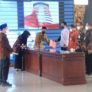 Libatkan KPK, Bupati Ikfina Gelar Perjanjian Kinerja & Pakta Integritas Perangkat Daerah Libatkan KPK, Bupati Ikfina Gelar Perjanjian Kinerja & Pakta Integritas Perangkat Daerah