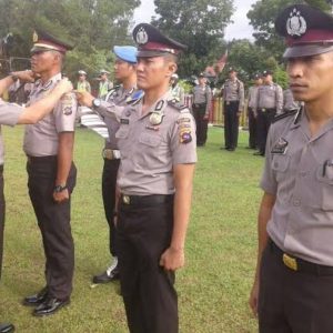 119 Personil Polres Madiun Terima Kenaikan Pangkat 119 Personil Polres Madiun Terima Kenaikan Pangkat