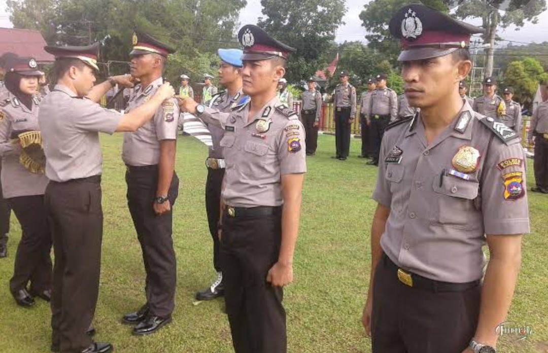 119 Personil Polres Madiun Terima Kenaikan Pangkat