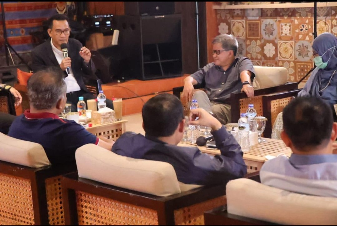 Sistem Persidensiil Melemah, Sejak Presidential Threshold 20 Persen