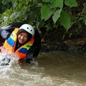 Menikmati Sensasi River Tubing di Area Goa Goa Jegles Kabupaten Kediri Menikmati Sensasi River Tubing di Area Goa Goa Jegles Kabupaten Kediri