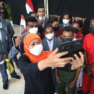 Siswa dan Oknum Guru Saling Memaafkan, Khofifah: Proses Belajar Mengajar Berjalan Baik dan Normal