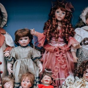 Apa akibatnya jika anak terlalu banyak melihat konten “spirit doll”?