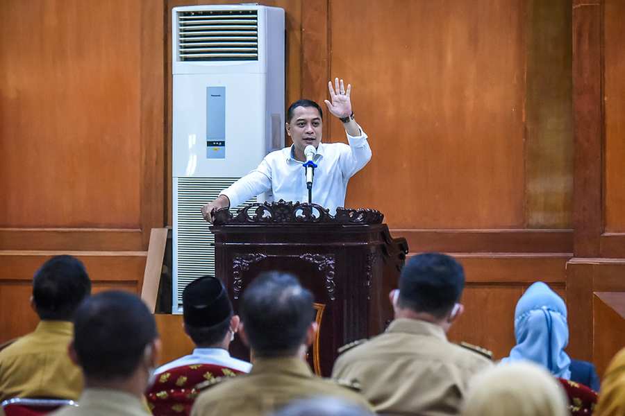 Eri Ingatkan Lurah dan Camat Kerja Sesuai Slogan ‘Pulang Bawa Solusi’