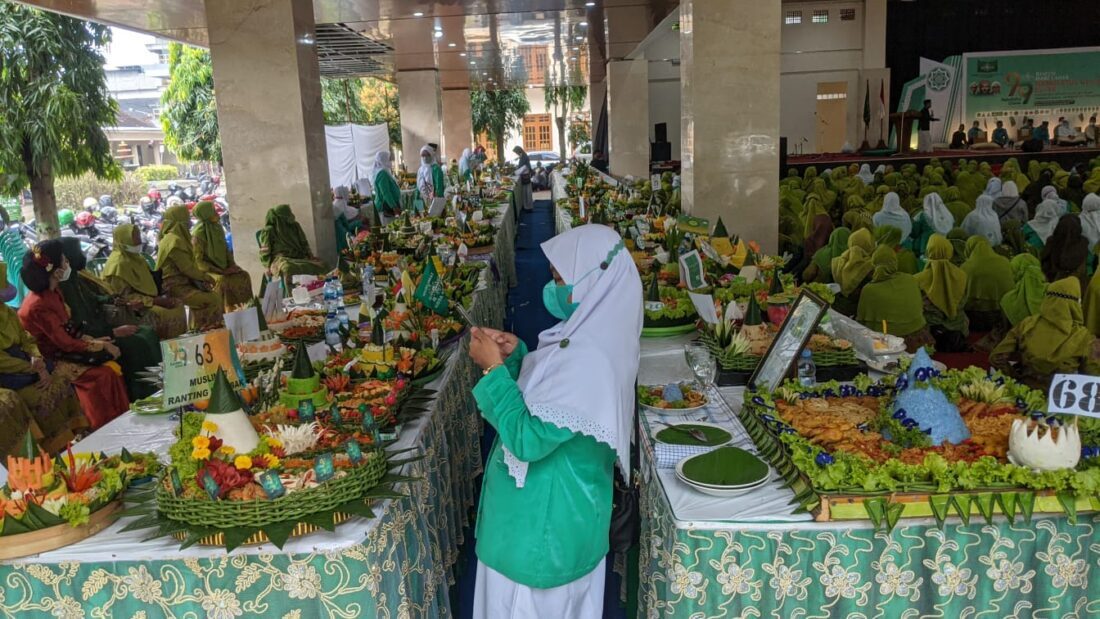Puluhan Tumpeng Dilombakan dalam Harlah NU ke 99
