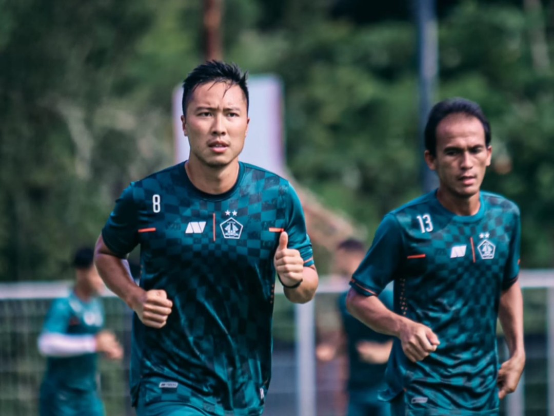Menghadapi Mantan Tim, Arthur Irawan Bertekad Jebol Gawang PSS Sleman