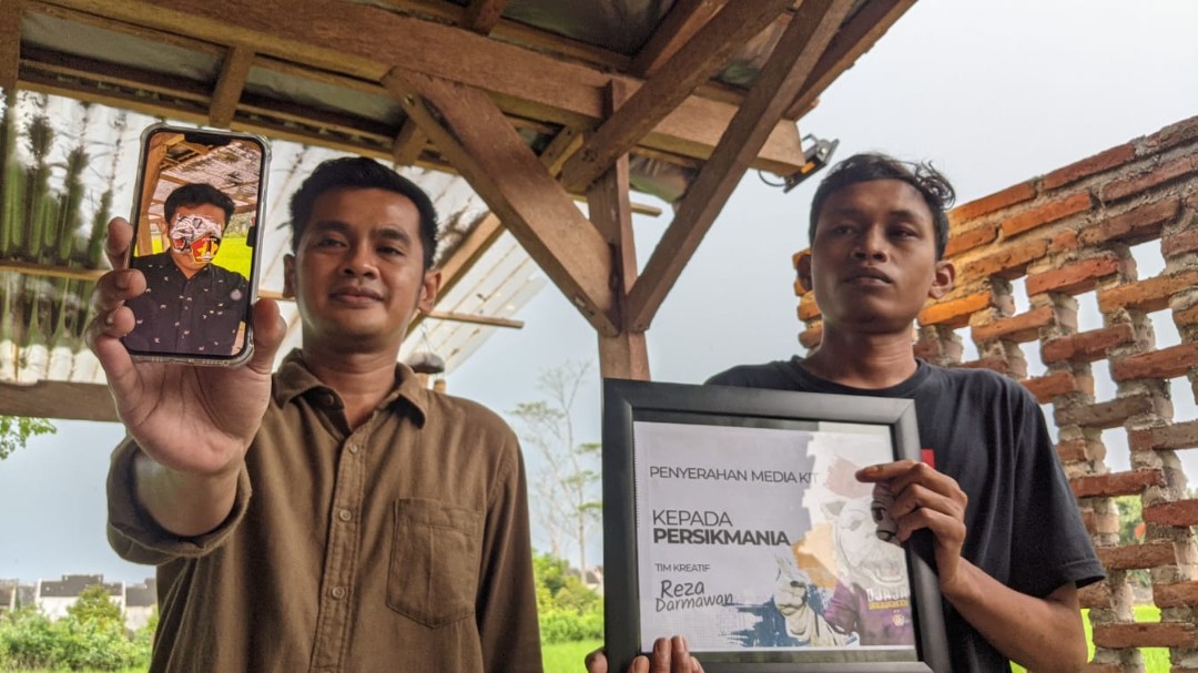 Gagasan Kreatif Reza Darmawan, Luncurkan Filter Instagram Bertemakan Persik Kediri