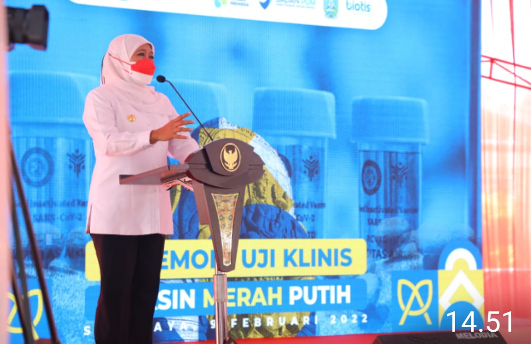 Gubernur Khofifah Ajak Masyarakat Yang Belum Divaksin Jadi Relawan