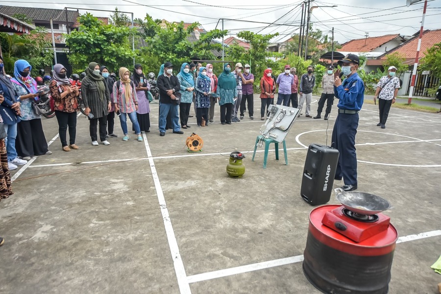 Kader Madagaskar Dilatih Atasi Kebakaran 3 Menit Pertama