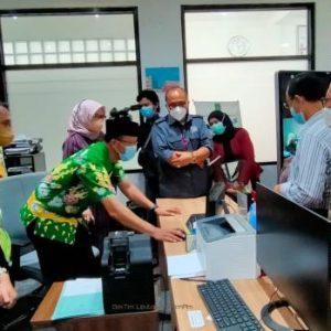 Anggota Komisi ll DPR RI Kagumi GPP Pasuruan Anggota Komisi ll DPR RI Kagumi GPP Pasuruan