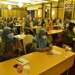 Eri Minta MKKS SMP Swasta Bentuk Program Peningkatan Kompetensi Guru Eri Minta MKKS SMP Swasta Bentuk Program Peningkatan Kompetensi Guru