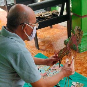Polemik Wayang: Dari UKB, Gus Dur sampai Muhadjir