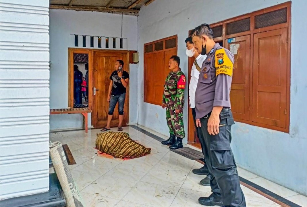 Seorang Pria di Kabupaten Kediri Mengamuk, Bacok 3 Orang Hinga Tewas