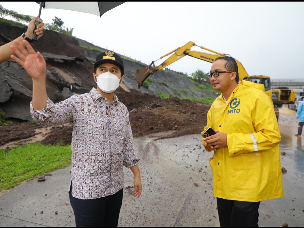 Wagub Emil Dardak Tinjau Kondisi Terkini Longsornya Tol Pandaan-Malang
