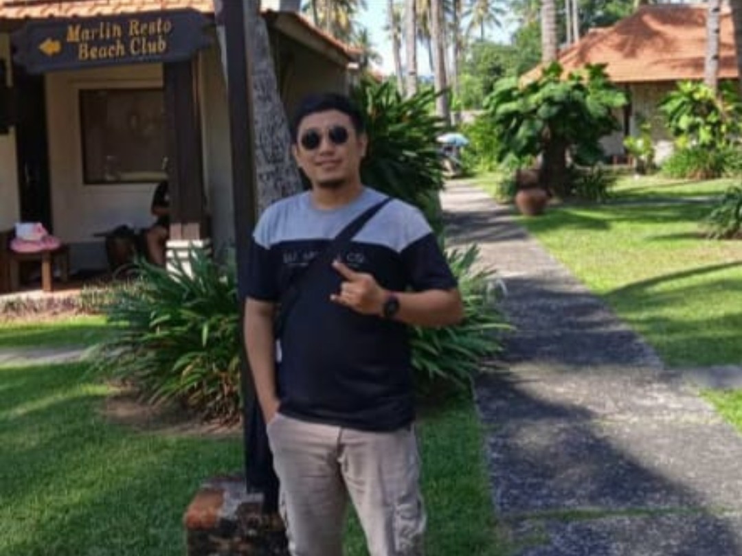 Tikus Tua Merajalela Ditengah Awan Hitam Pekat Mengguyur Daerah Negeri Dongengku
