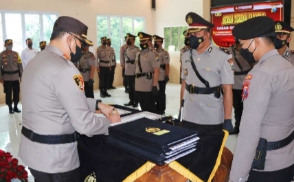 Polres Pasuruan Mutasi Pejabat Utama