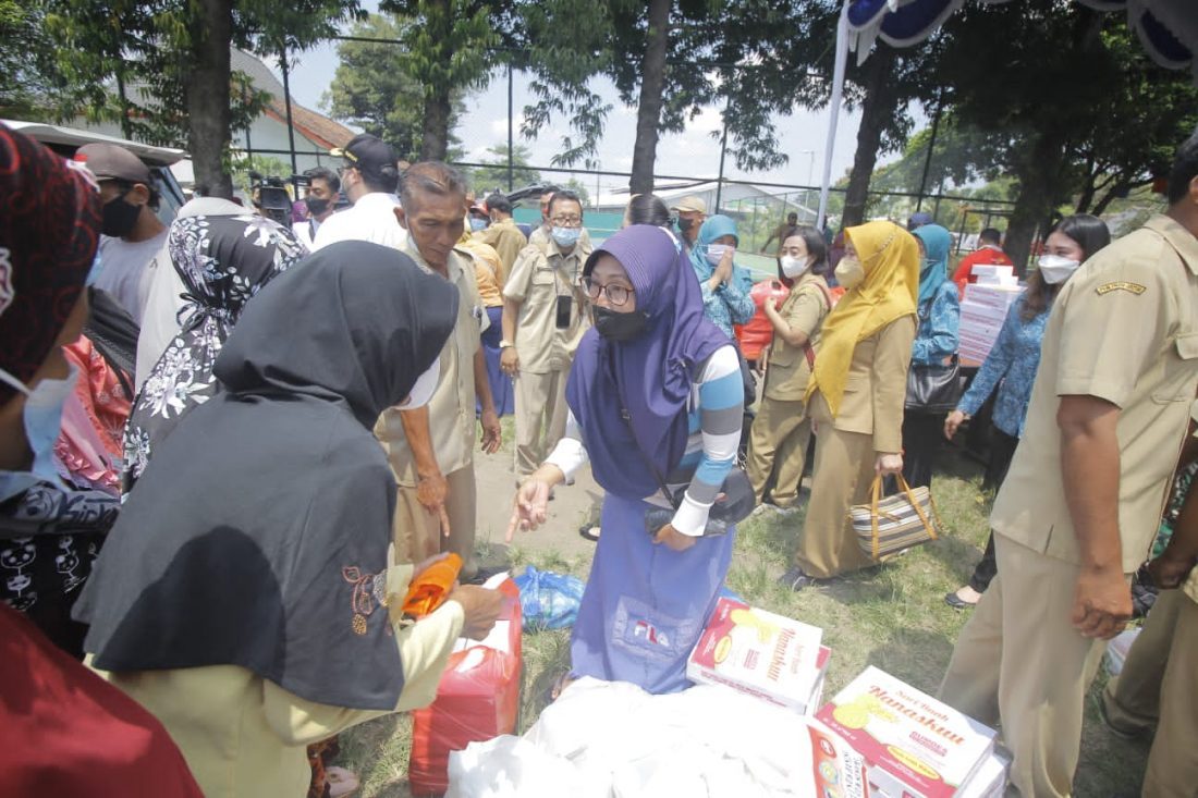 Bupati Kediri Marah Melihat Warganya Lama Menunggu Mobil Siaga Desa