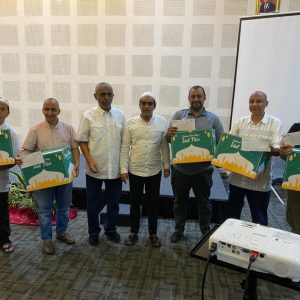 Keluarga Besar Al-Hijaz Bersyukur dengan Buka dan Doa Bersama Keluarga Besar Al-Hijaz Bersyukur dengan Buka dan Doa Bersama