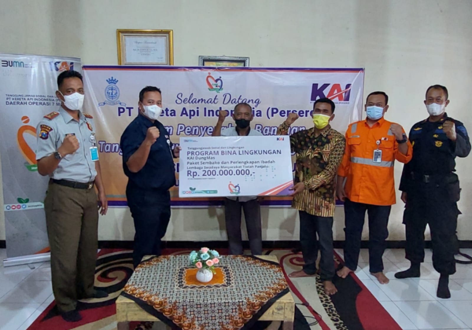 Daop 7 Madiun salurkan dana CSR Berupa Paket Sembako dan Perlengkapan Ibadah