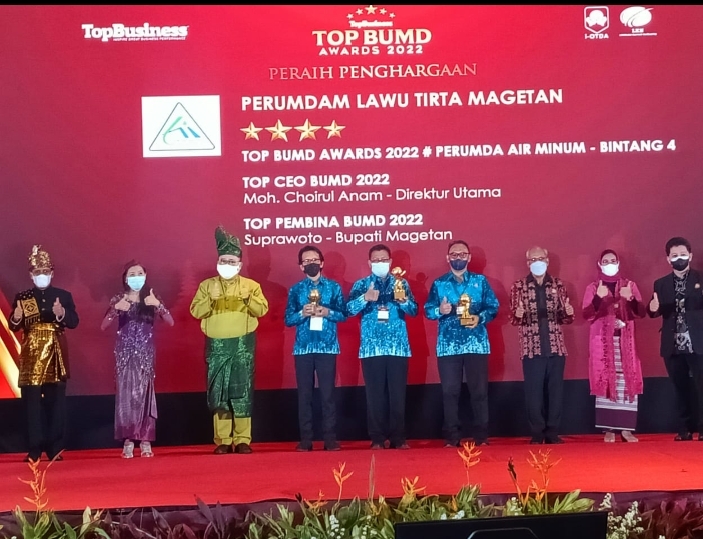 PDAM Lawu Tirta Magetan, Raih Penghargaan di Ajang Top CEO BUMD 2022