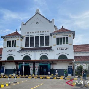 Penjualan tiket masa Lebaran di Daop 3 Cirebon capai 50 ribu lebih Penjualan tiket masa Lebaran di Daop 3 Cirebon capai 50 ribu lebih