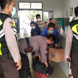 Libatkan SDM, Daops 8 Surabaya Optimalkan Posko Mudik 2022 Libatkan SDM, Daops 8 Surabaya Optimalkan Posko Mudik 2022