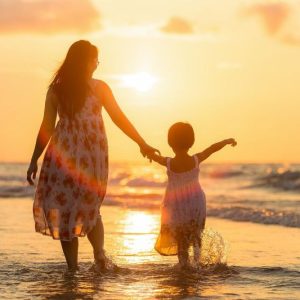Tips tumbuhkan emosi positif anak saat Lebaran di masa pandemi Tips tumbuhkan emosi positif anak saat Lebaran di masa pandemi
