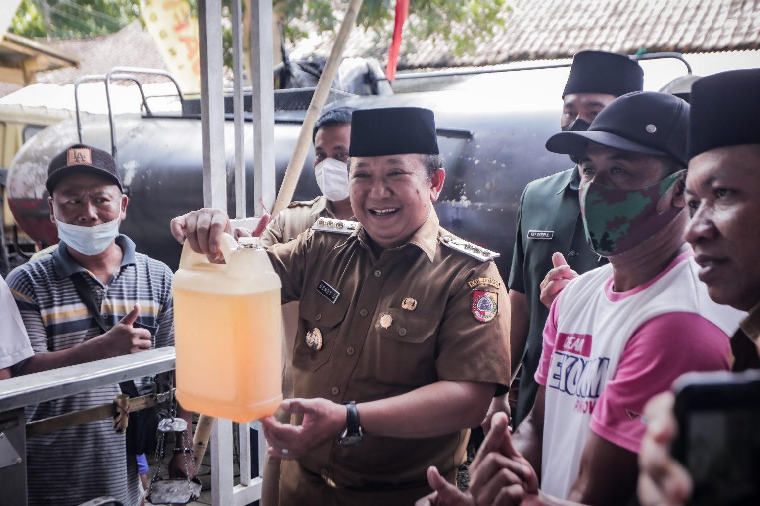 Pemkab Jember Siapkan 5,4 Ton Minyak Goreng Murah