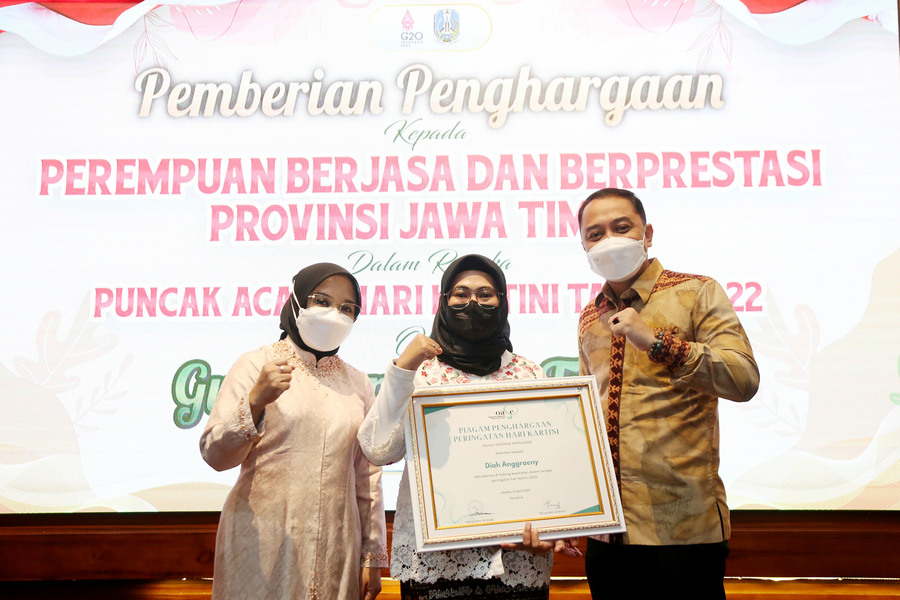 Peran Perempuan Penting Membangun Ekonomi Kerakyatan Surabaya