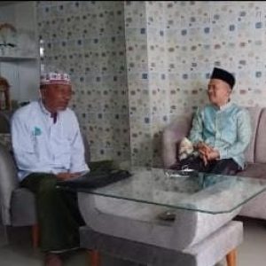 Menakar Cabup Pasuruan Part 4, Kyai Sobri “Tunggu Isyaroh Dari Langit” Menakar Cabup Pasuruan Part 4, Kyai Sobri “Tunggu Isyaroh Dari Langit”