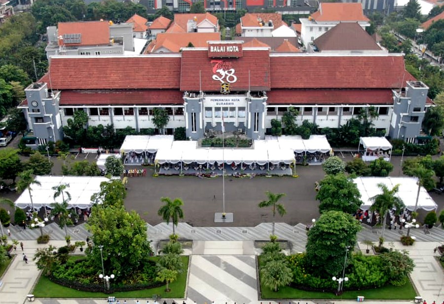 Alhamdulillah, Warga Kota Surabaya Kembali Bisa Salat Id di Taman Surya