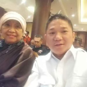 Nyai Lily Wahid Wafat,  Ketum Partai UKM Indonesia Gus Din Sampaikan Bela Sungkawa