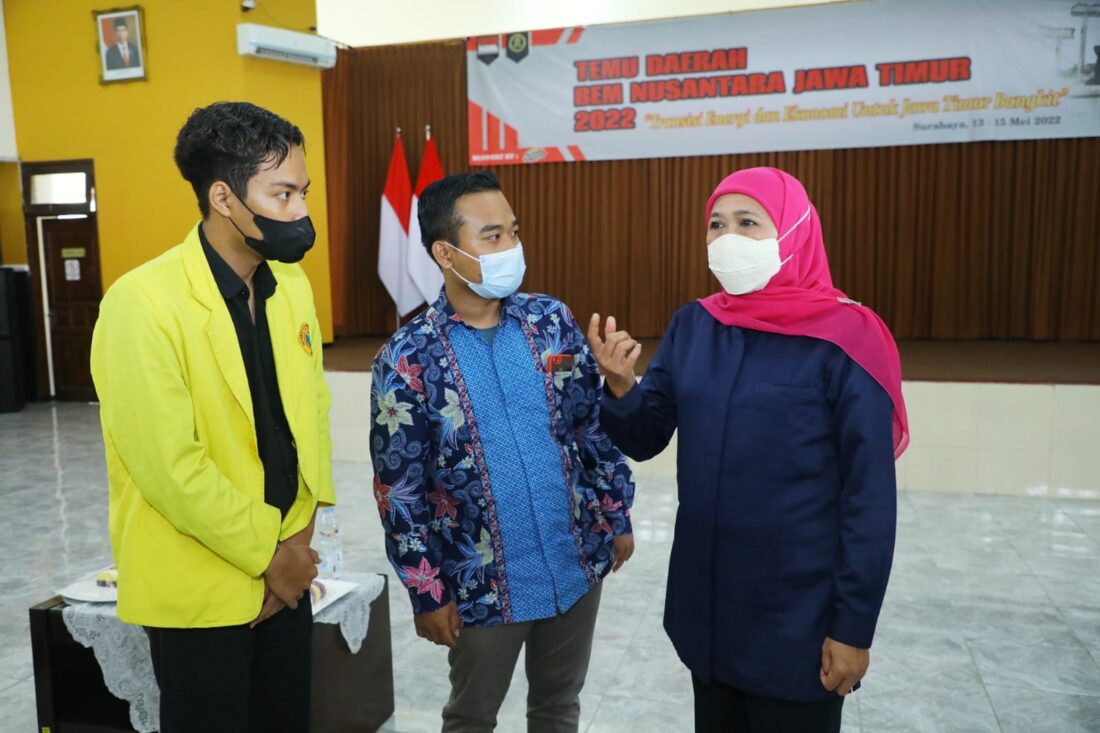 Khofifah Komitmen Tampung Pemikiran & Aspirasi Mahasiswa