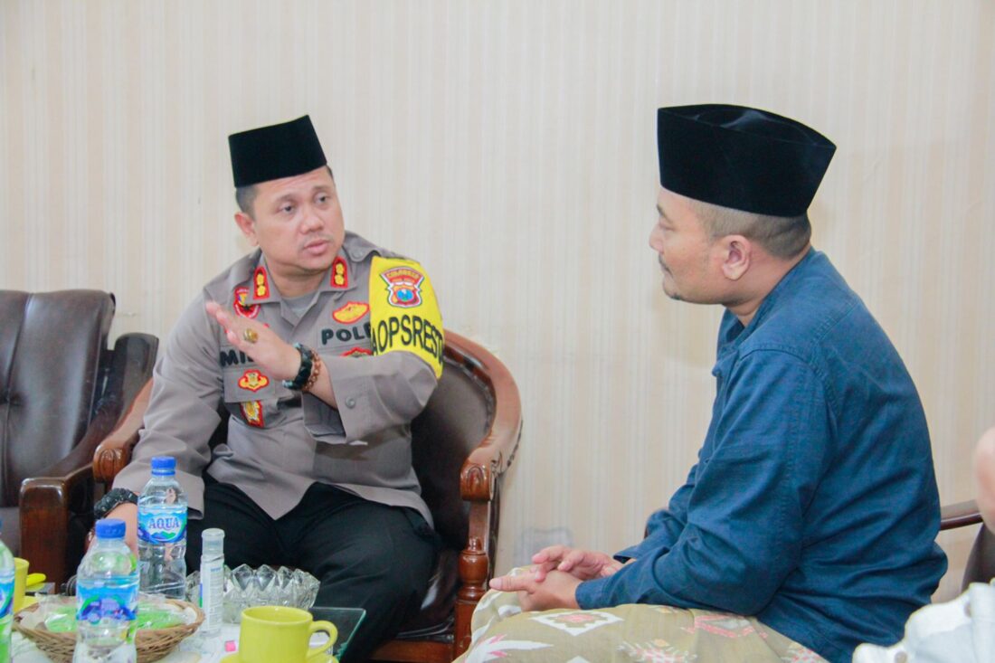 Mohon Doa Restu, Kapolresta Banyuwangi Silaturrahmi ke PCNU