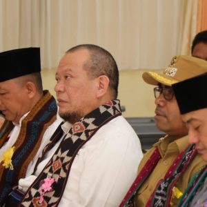 LaNyalla Uji Peserta Simposium dengan Lima Pertanyaan Kondisi Pancasila LaNyalla Uji Peserta Simposium dengan Lima Pertanyaan Kondisi Pancasila