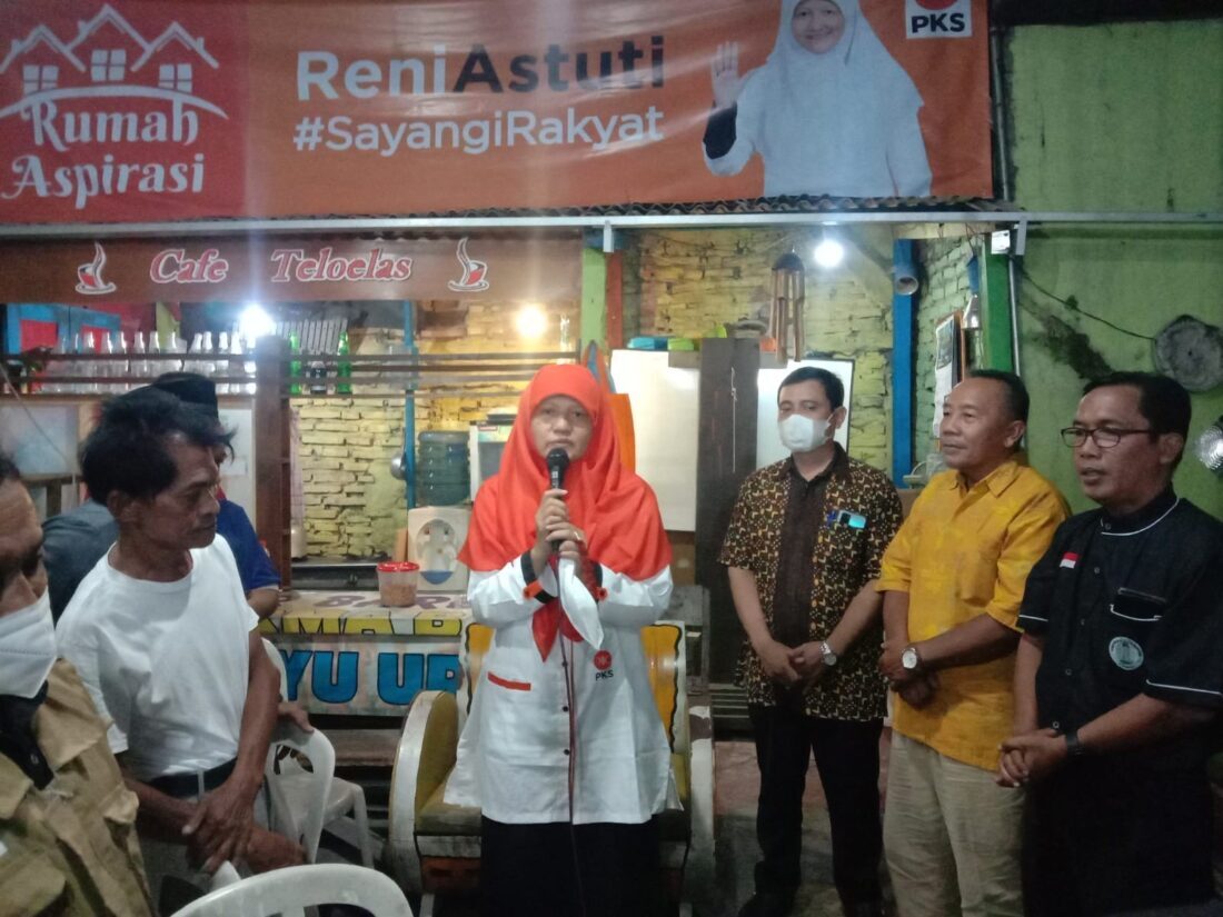 Reses, Reni Astuti Resmikan “Rumah Aspirasi” Warga Banyu Urip