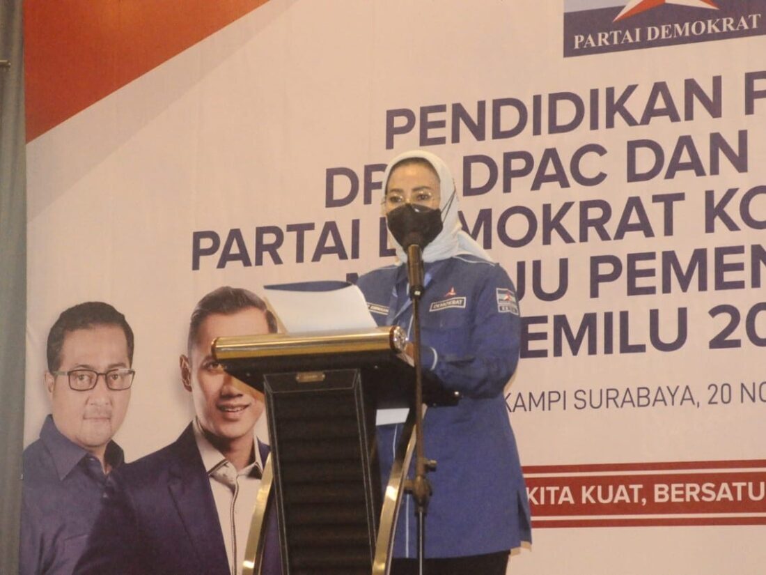 Siasat Lucy Mencari Simpati Menuju Muscab Demokrat Surabaya